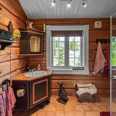 3 Bedroom Pet Friendly In Svingvoll